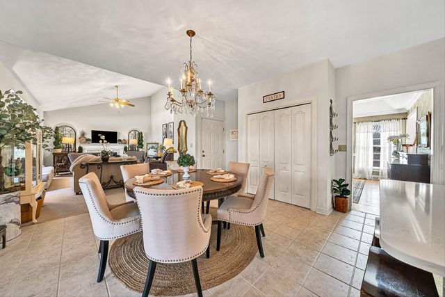 3535 Windsor Oaks CIR, Roanoke, VA 24018