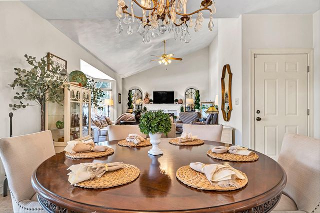 3535 Windsor Oaks CIR, Roanoke, VA 24018