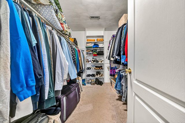 3535 Windsor Oaks CIR, Roanoke, VA 24018