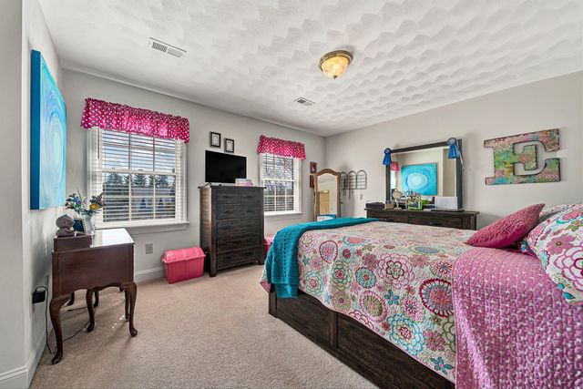 3535 Windsor Oaks CIR, Roanoke, VA 24018