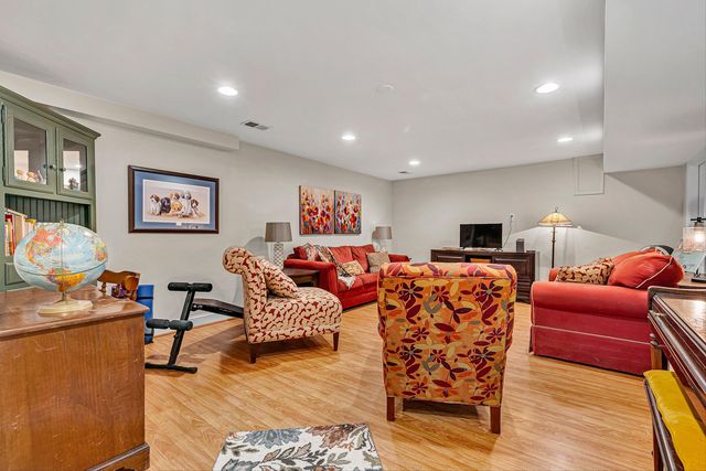 3535 Windsor Oaks CIR, Roanoke, VA 24018