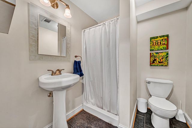 3535 Windsor Oaks CIR, Roanoke, VA 24018