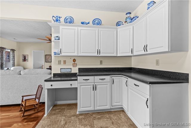 1640 Greenbriar Court, Jeffersonville, IN 47130