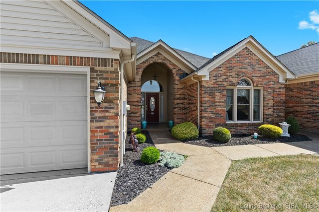 1640 Greenbriar Court, Jeffersonville, IN 47130