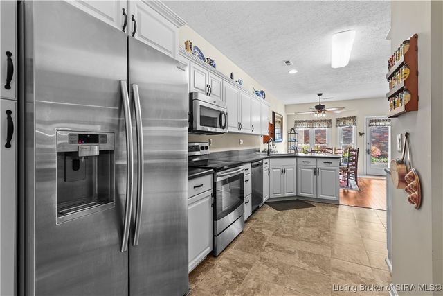 1640 Greenbriar Court, Jeffersonville, IN 47130