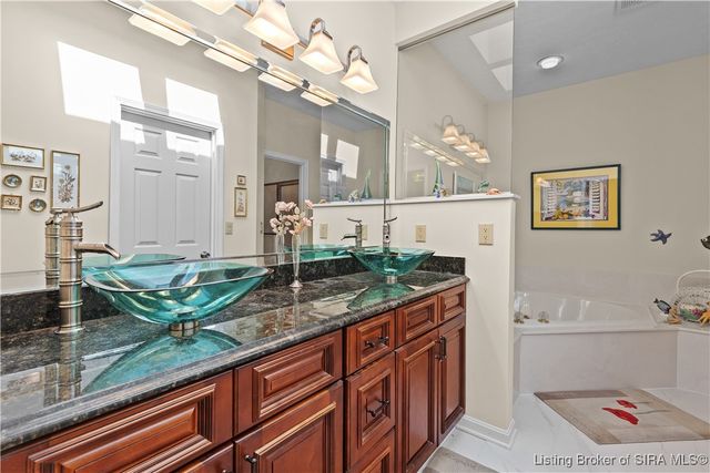 1640 Greenbriar Court, Jeffersonville, IN 47130