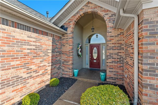 1640 Greenbriar Court, Jeffersonville, IN 47130