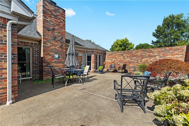 1640 Greenbriar Court, Jeffersonville, IN 47130