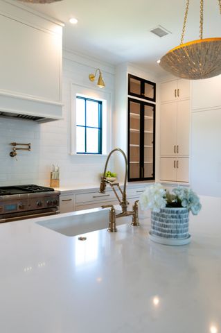 2870 Ion Avenue, Sullivans Island, SC 29482