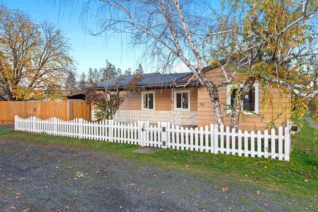 711 S Coleman St, Spokane Valley, WA 99212