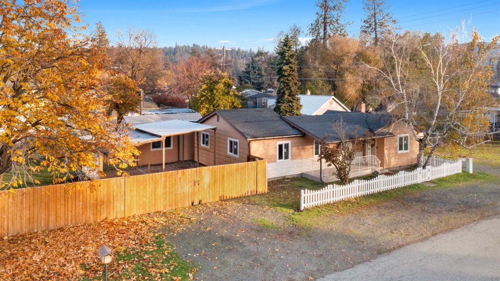 711 S Coleman St, Spokane Valley, WA 99212