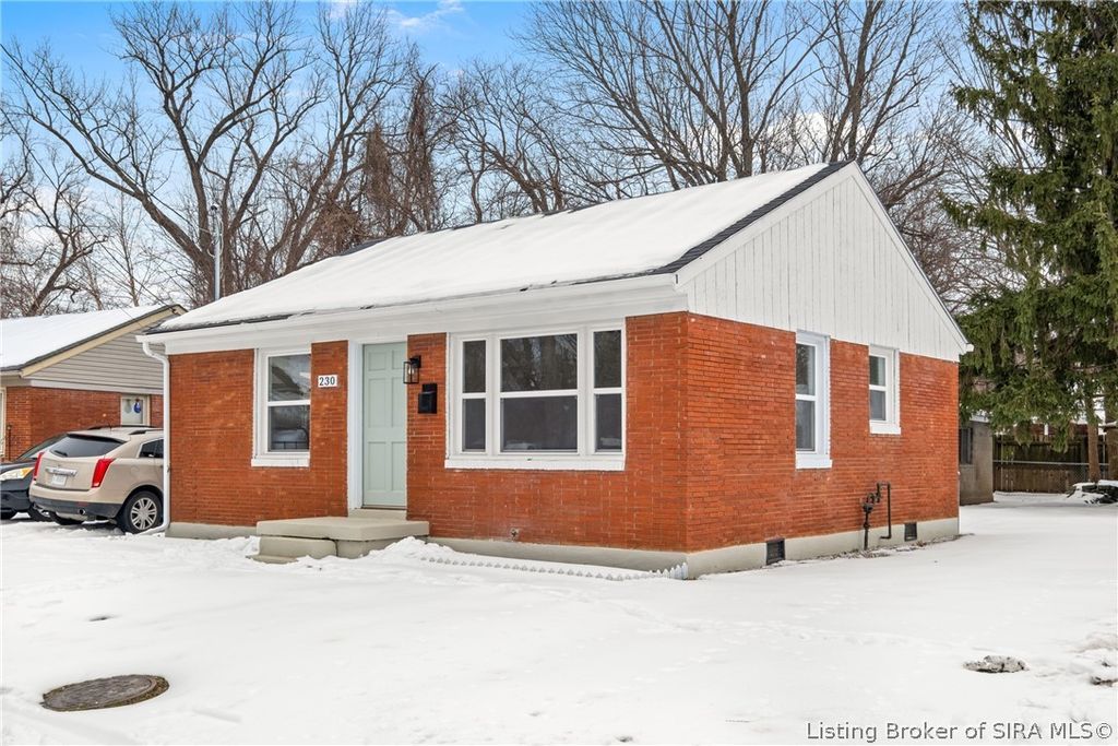 230 Fallsview Drive, Clarksville, IN 47129