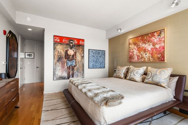 400 Stuart Street 16E, Boston, MA 02116