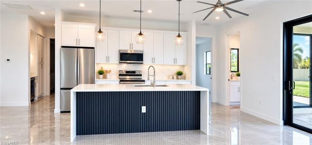 1122 NW 15th ST, Cape Coral, FL 33993