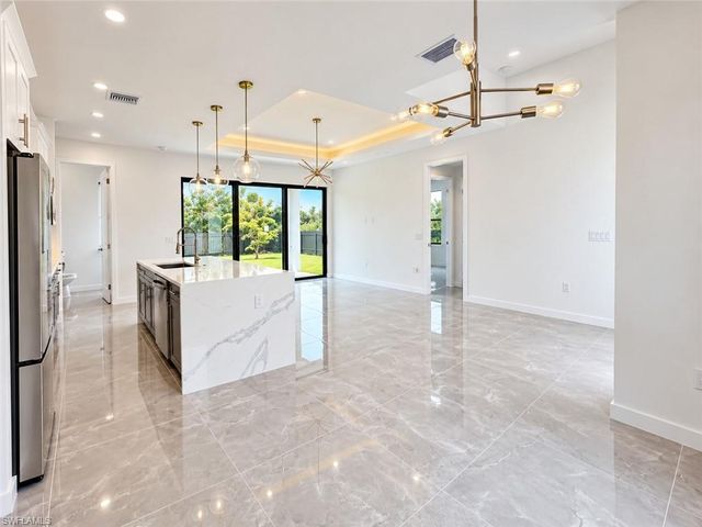 1122 NW 15th ST, Cape Coral, FL 33993