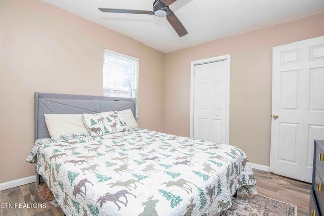 1810 Old Niles Ferry Rd, Maryville, TN 37803