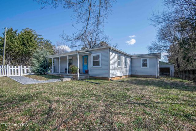 1810 Old Niles Ferry Rd, Maryville, TN 37803