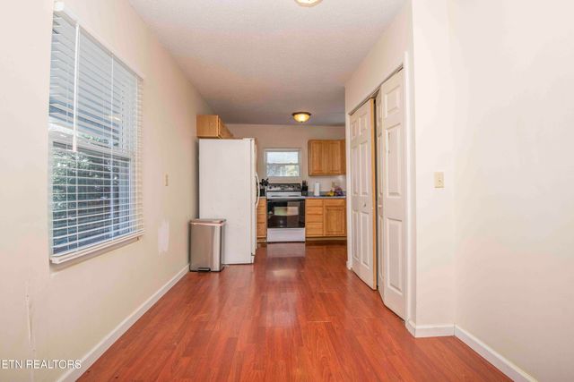1810 Old Niles Ferry Rd, Maryville, TN 37803