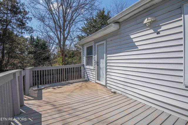 1810 Old Niles Ferry Rd, Maryville, TN 37803