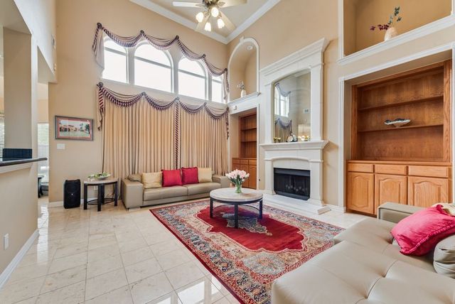 6634 Shell Flower Lane, Dallas, TX 75252