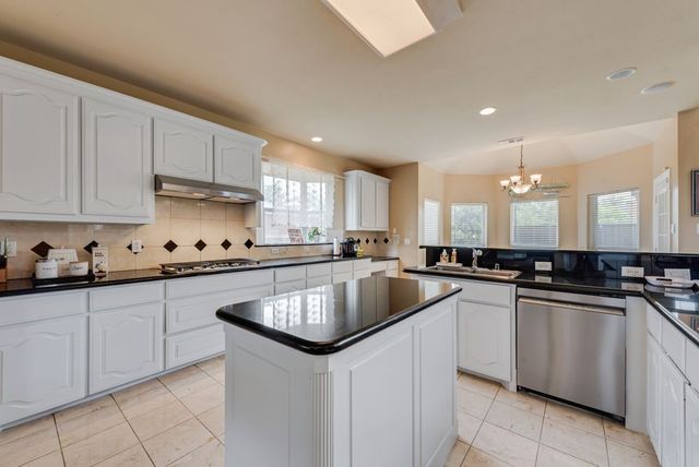 6634 Shell Flower Lane, Dallas, TX 75252