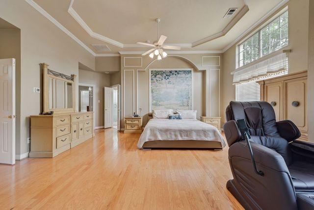 6634 Shell Flower Lane, Dallas, TX 75252