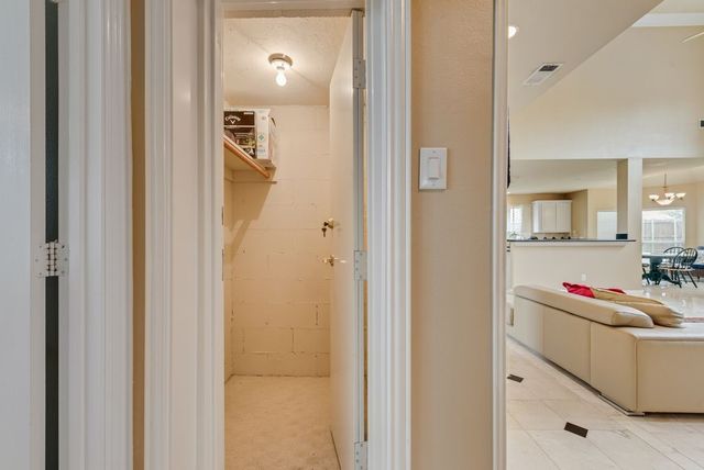 6634 Shell Flower Lane, Dallas, TX 75252