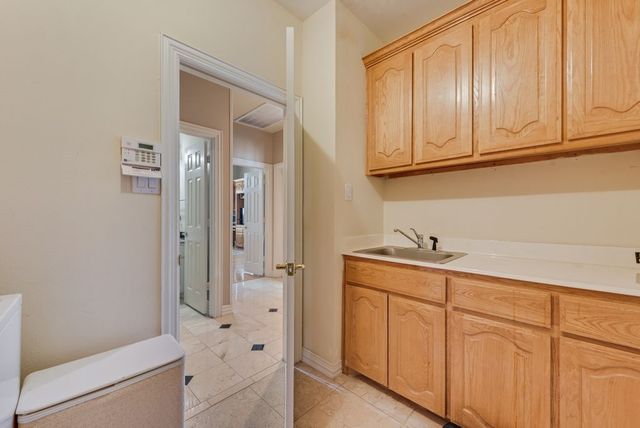 6634 Shell Flower Lane, Dallas, TX 75252