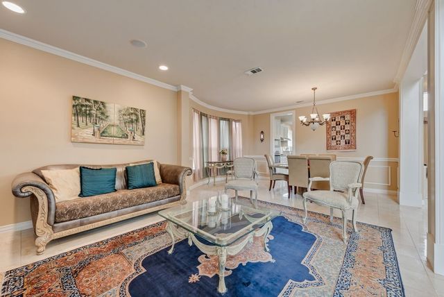 6634 Shell Flower Lane, Dallas, TX 75252