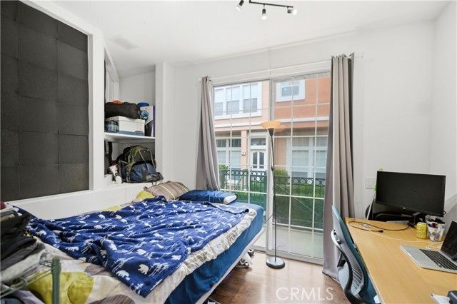 8 Cuzzano Aisle, Irvine, CA 92606