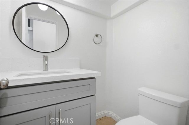 8 Cuzzano Aisle, Irvine, CA 92606