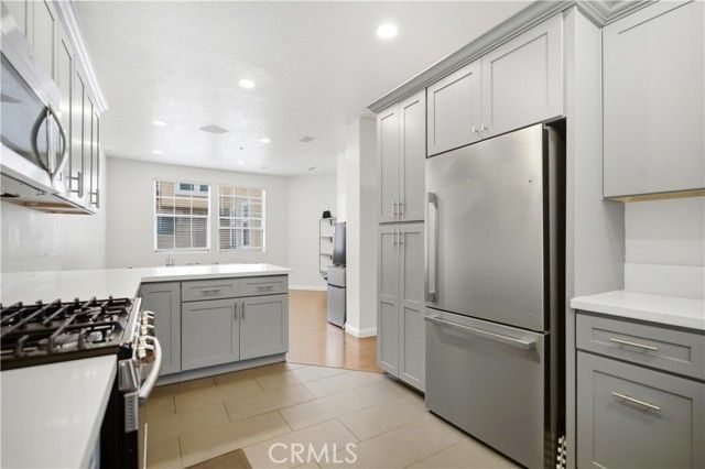 8 Cuzzano Aisle, Irvine, CA 92606