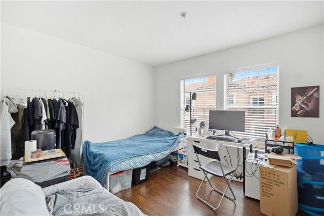 8 Cuzzano Aisle, Irvine, CA 92606