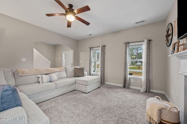 243 Breakwater Drive, Sneads Ferry, NC 28460