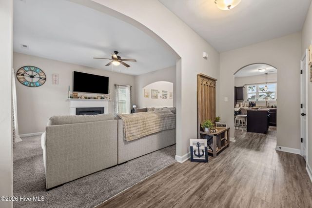 243 Breakwater Drive, Sneads Ferry, NC 28460