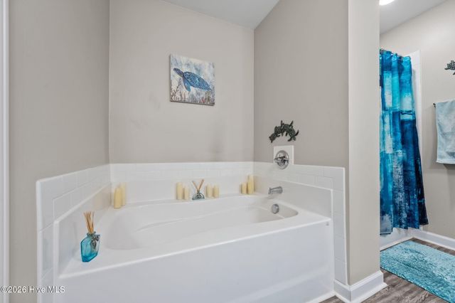 243 Breakwater Drive, Sneads Ferry, NC 28460