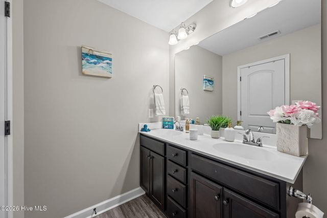 243 Breakwater Drive, Sneads Ferry, NC 28460