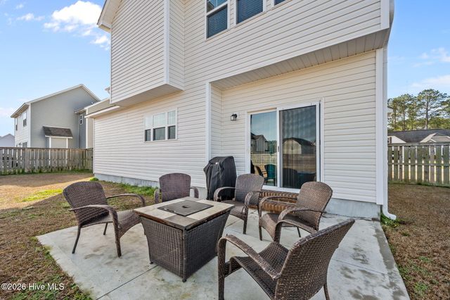 243 Breakwater Drive, Sneads Ferry, NC 28460