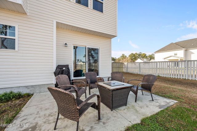 243 Breakwater Drive, Sneads Ferry, NC 28460