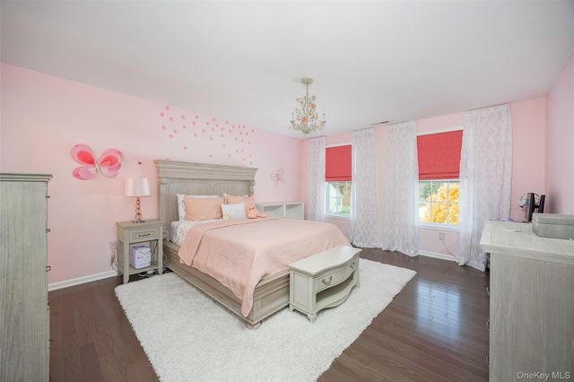 2 E Van Buren Way, Hopewell Junction, NY 12533