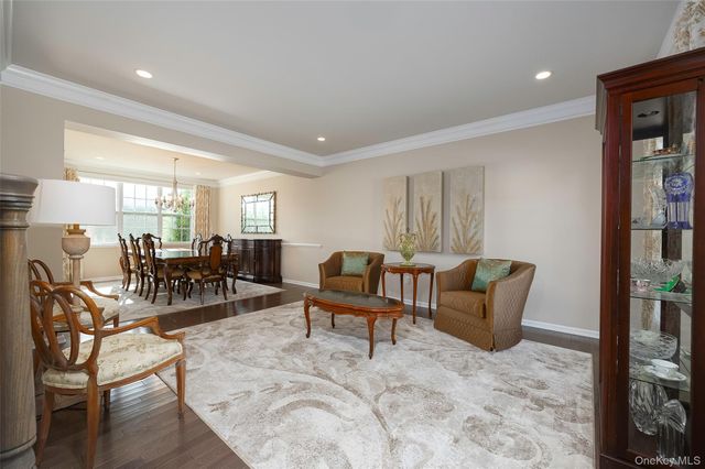 2 E Van Buren Way, Hopewell Junction, NY 12533