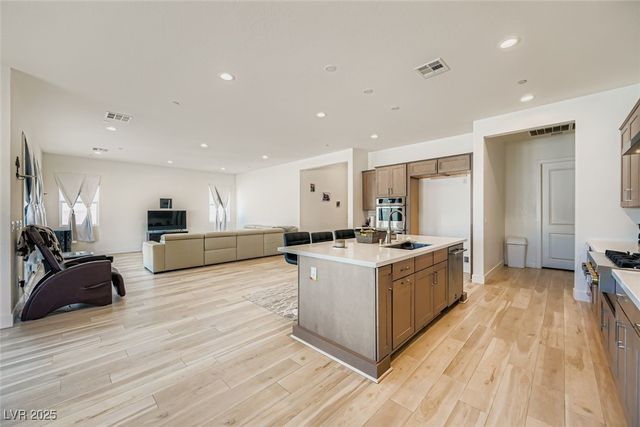 5714 Kings Bluff Avenue, Las Vegas, NV 89131