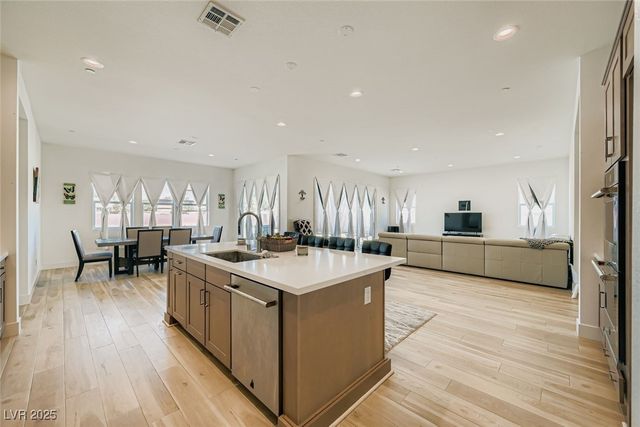 5714 Kings Bluff Avenue, Las Vegas, NV 89131