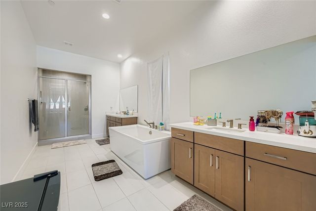 5714 Kings Bluff Avenue, Las Vegas, NV 89131