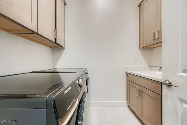 5714 Kings Bluff Avenue, Las Vegas, NV 89131