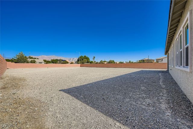 5714 Kings Bluff Avenue, Las Vegas, NV 89131