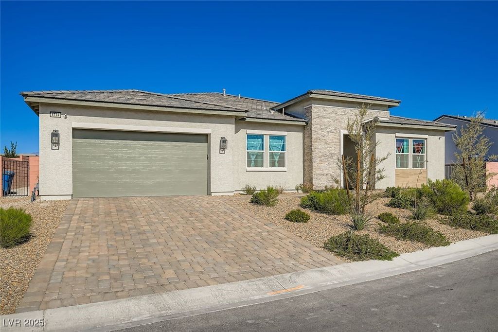 5714 Kings Bluff Avenue, Las Vegas, NV 89131