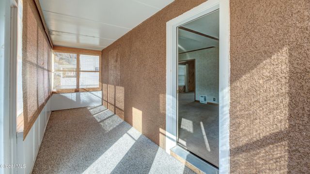 23 Briggs Street, Johnstown, NY 12095