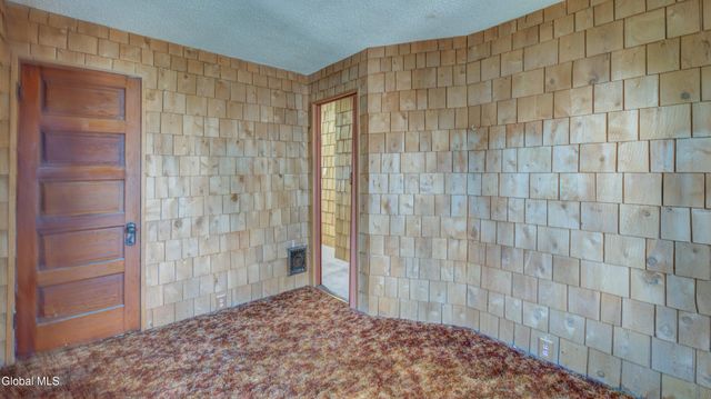 23 Briggs Street, Johnstown, NY 12095