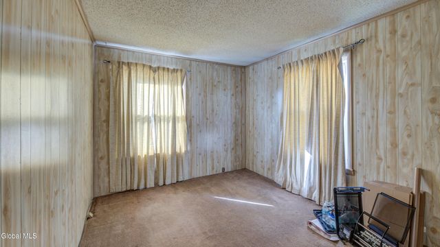 23 Briggs Street, Johnstown, NY 12095